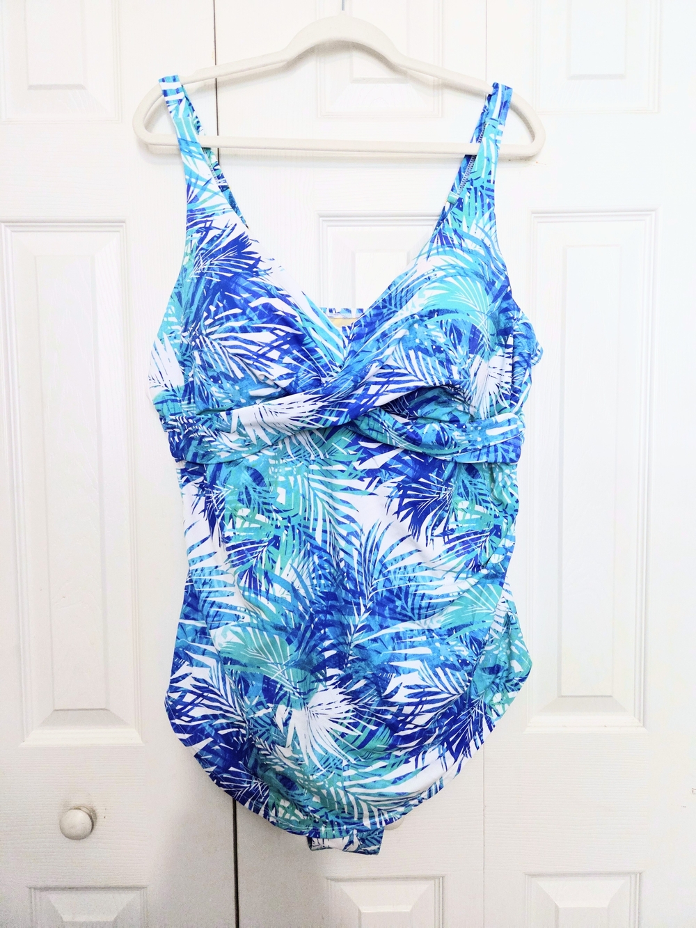 Swimsuits For All New Blue Tropical Print One-Piece Swimsuit